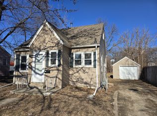511 Ricker St, Waterloo, IA 50703