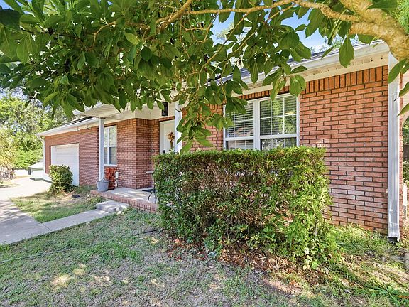 5th image of 1916 Maymeadow Ln