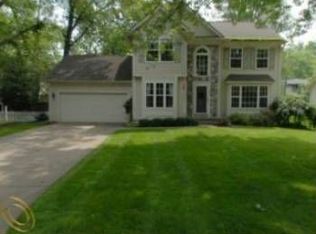 3593 Highview Ave, West Bloomfield, MI 48324