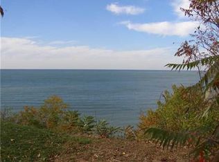 179 Lake Haven Ct, Erie, PA 16511