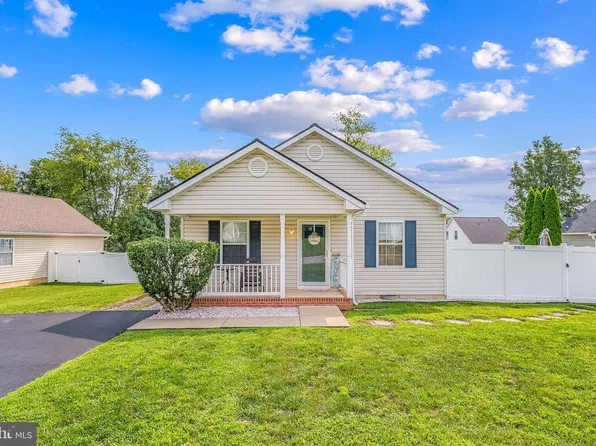 606 Artisan Way, Martinsburg, WV 25401