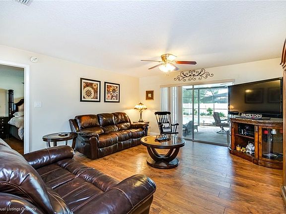 4th image of 410 Barrywood Ln
