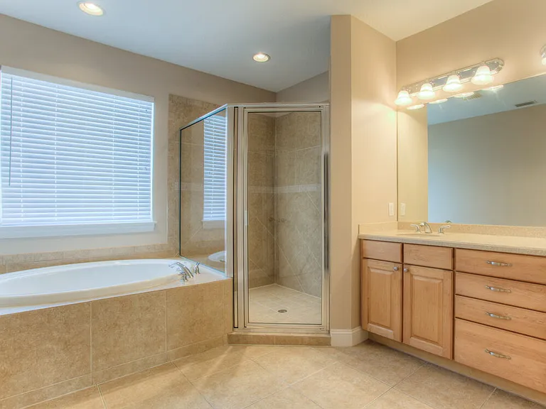 204 Aberdeen Pond Dr — Photo 29