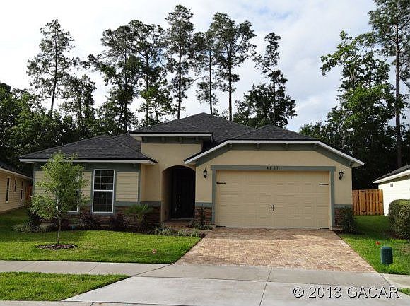 1st image of 4827 NW 81st Ave