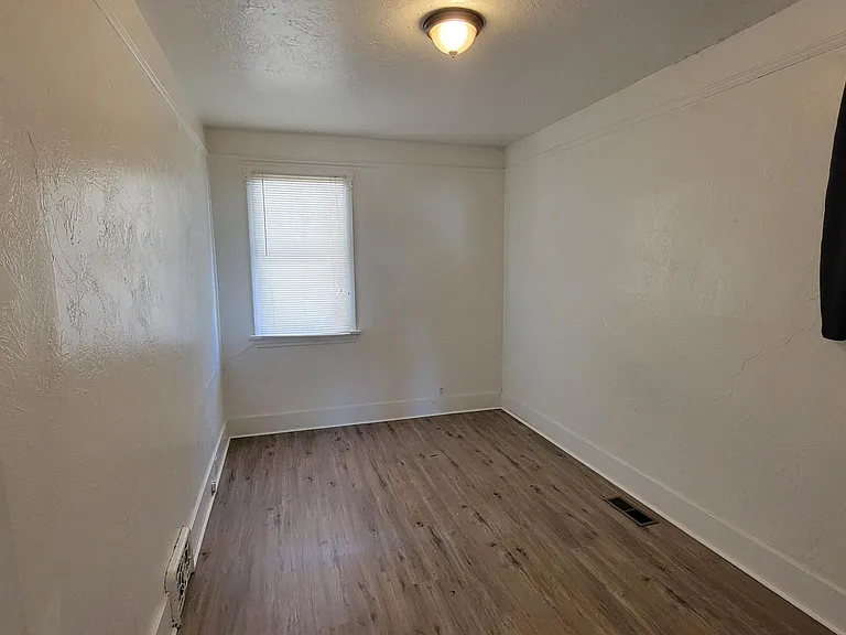 Upstairs bedroom