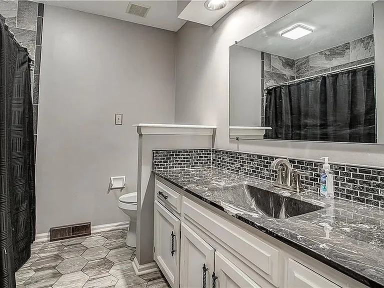 17304 E 49th Terrace Ct S — Photo 10