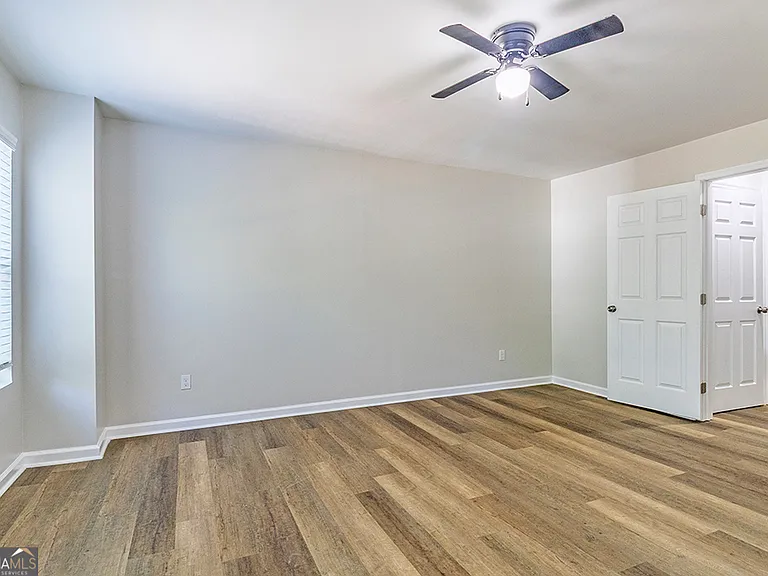 2367 Knott St — Photo 18