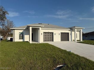 325/327 Harold Ave S, Lehigh Acres, FL 33973