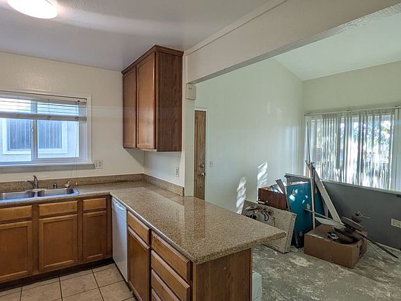3rd image of 830 W Lincoln Ave Unit 256