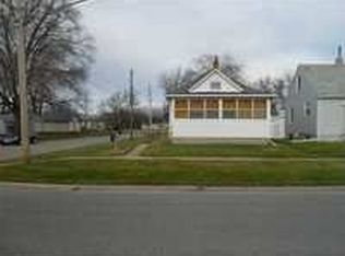 332 Black Hawk Rd, Waterloo, IA 50701