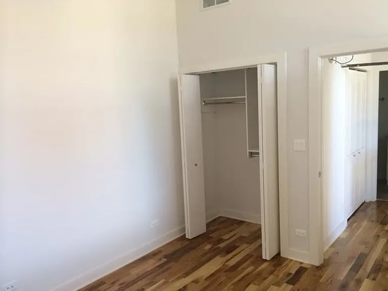 751-53 W Buckingham Pl — Photo 27