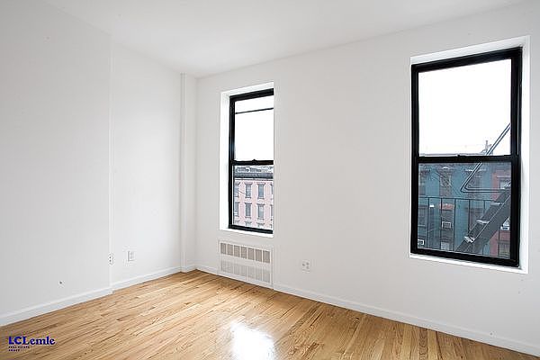 1st image of 1592 2nd Ave #4FS