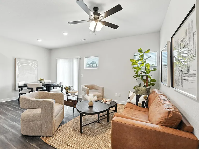 Barry West Townhomes — Photo 45