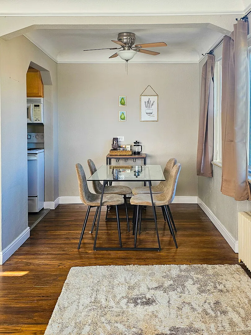 Park Hill Condo- Airy, Updated,Clean and Great Location — Photo 3