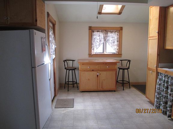 Kitchen Eating Area