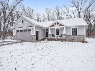 7285 Sue Marie Ln, Muskegon, MI 49442