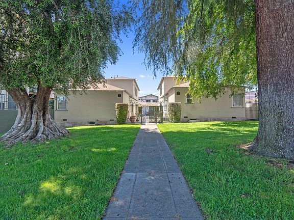 2nd image of 239 E Burbank Blvd #A