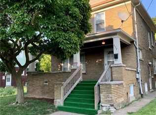 537 Tronolone Pl, Niagara Falls, NY 14301