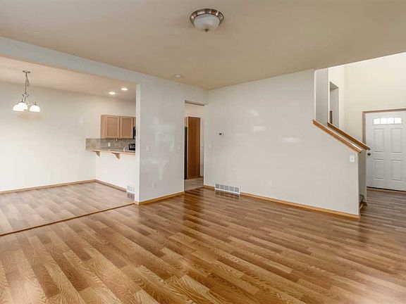4th image of 13107 E 3rd Ave