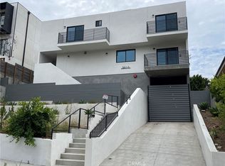 565 N Mariposa #B, Los Angeles, CA 90004