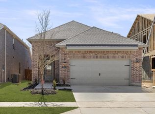 528 Waterhouse Lake Dr, Anna, TX 75409
