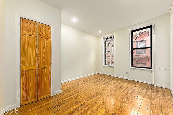 1st image of 339 E 12th St #177