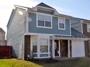 1147 Robin Dr, Carol Stream, IL 60188