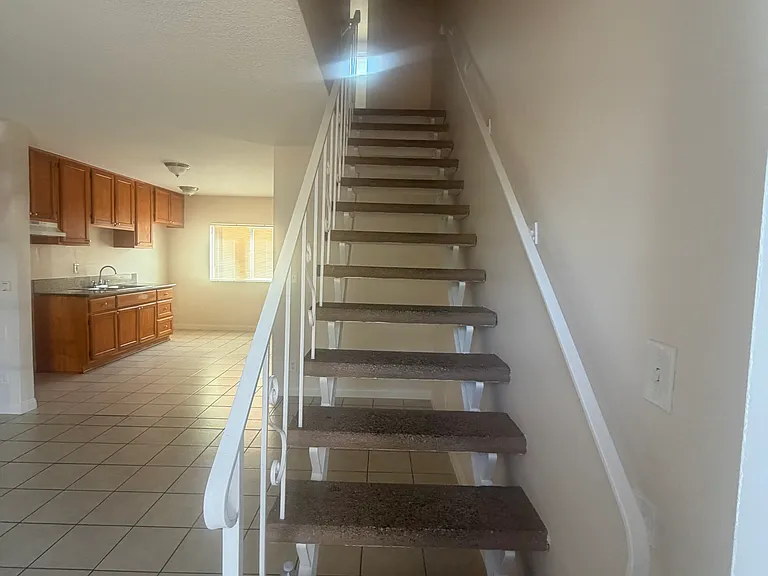 3036 Flower St #C — Photo 3