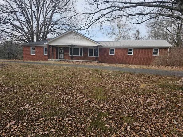 2639 Riverside Dr, Jackson, TN 38301