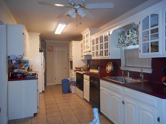 4th image of 5212 Clearview Dr