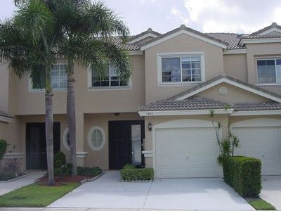 5823 NW 48th Ave, Coconut Creek, FL, 33073
