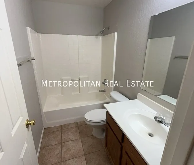 15128 W Grant St — Photo 25