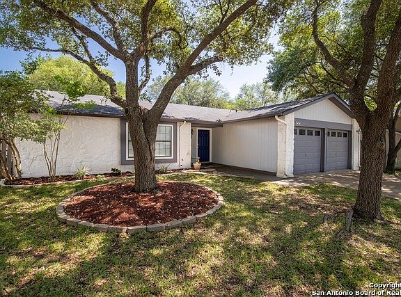 3rd image of 5414 Mountain Vista Dr