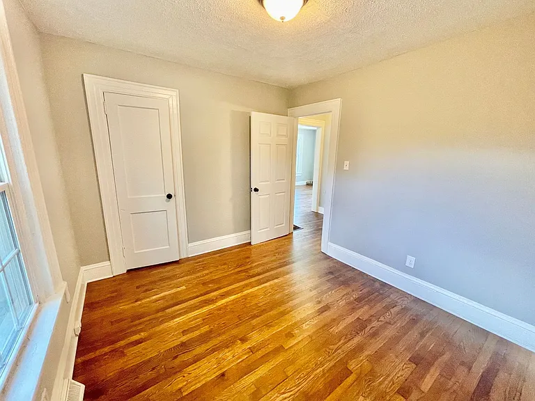 811 Dana Pl — Photo 15