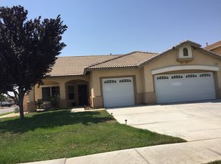 1938 Willowbrook Ln, Perris, CA 92571