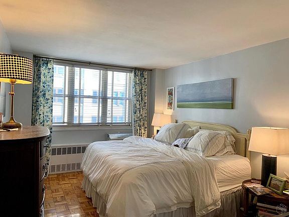 3rd image of 222 E 19th St APT 8E