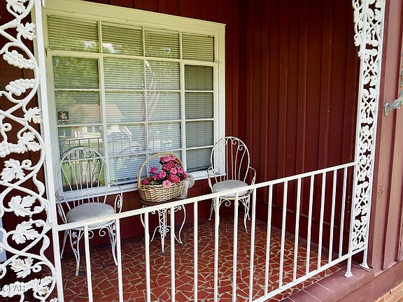 5th image of 1114 Sherwood Ln
