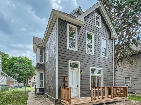 846 Jessamine Ave E #1, Saint Paul, MN 55106