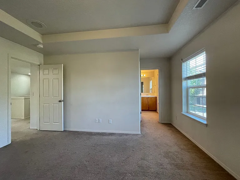797 NE 63rd Ave — Photo 22