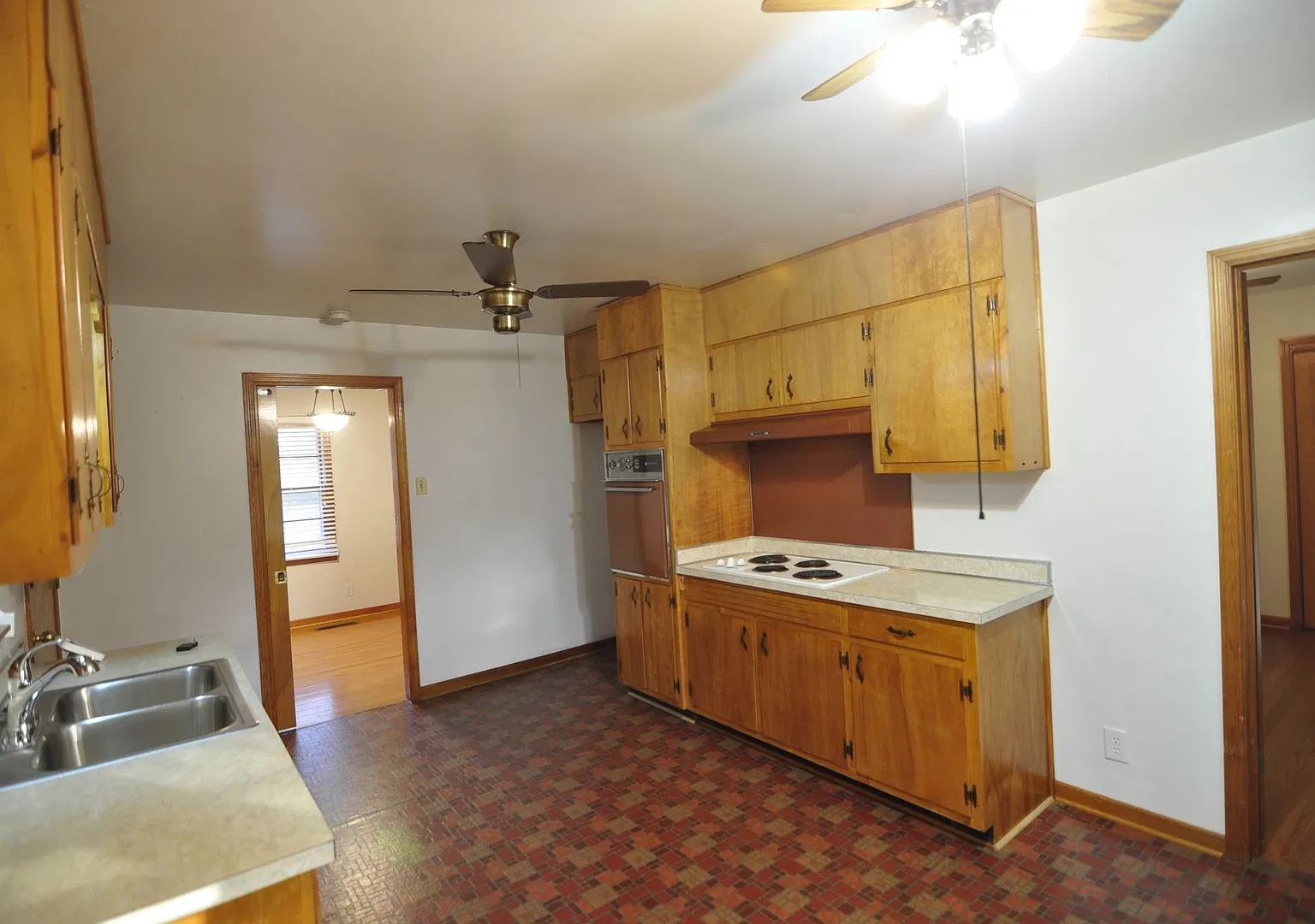 Retlaw 1111 — Photo 3
