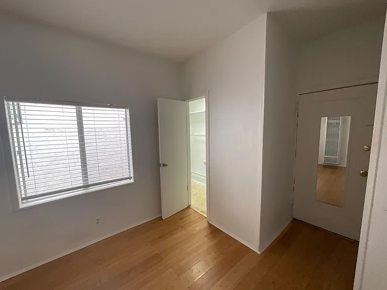 20 Thornton, LLC — Photo 5