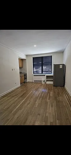 31-16 31st St #1 Photo 1