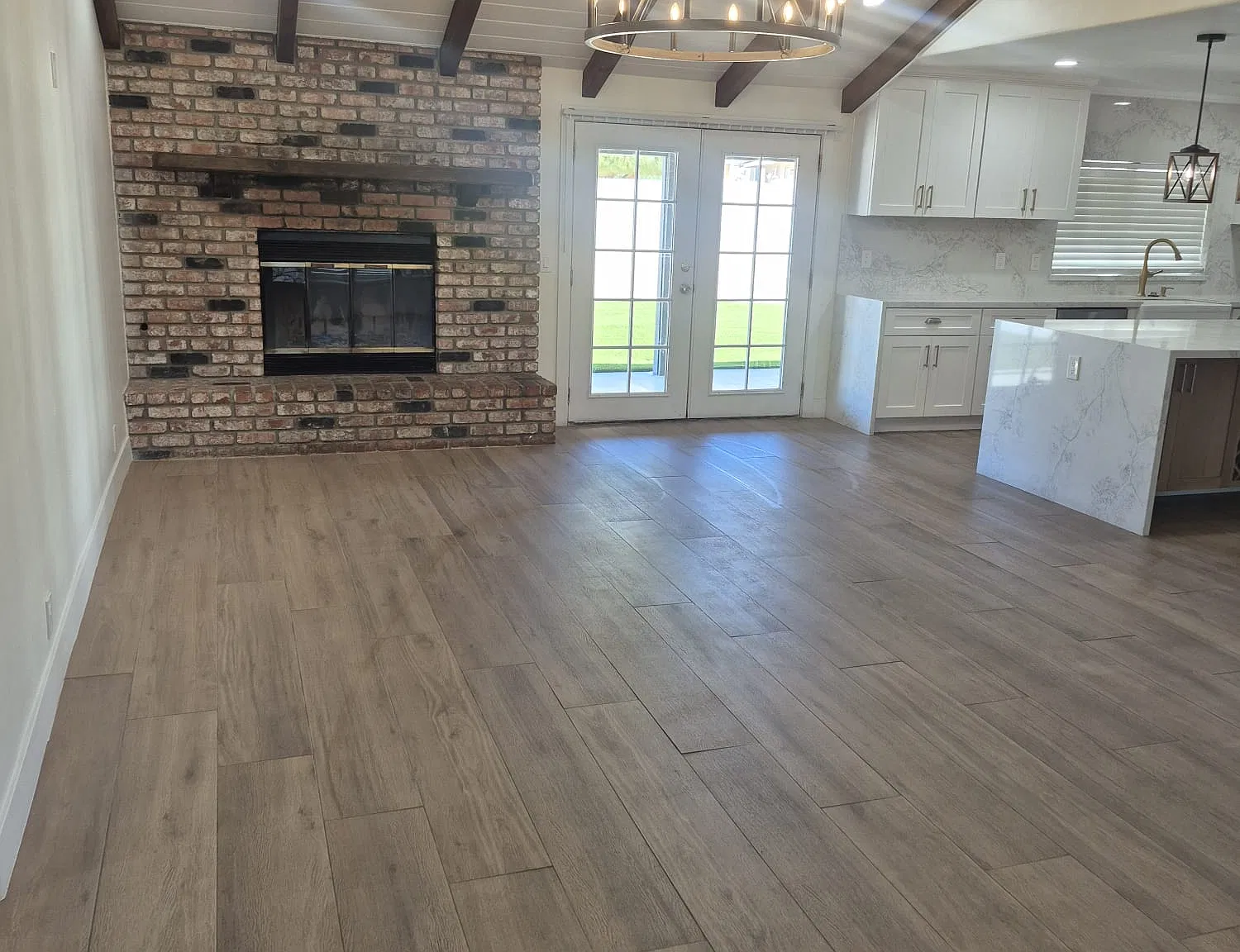 4 bed, 2.5 bath, 2019 sqft, $2,650 — Photo 3