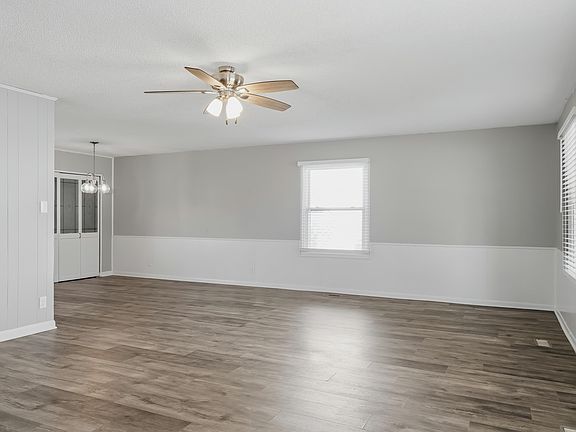 2nd image of 1520 Cypress Ln