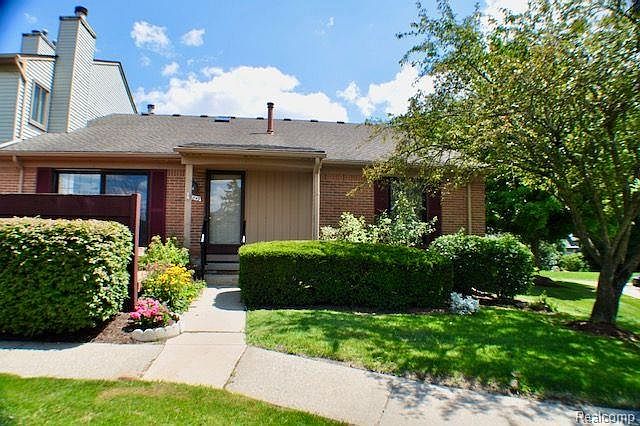 1st image of 38843 Country Cir #80