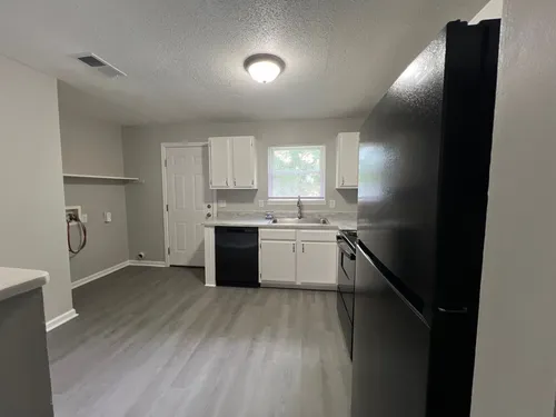 120 Deer Park Cir Photo 1