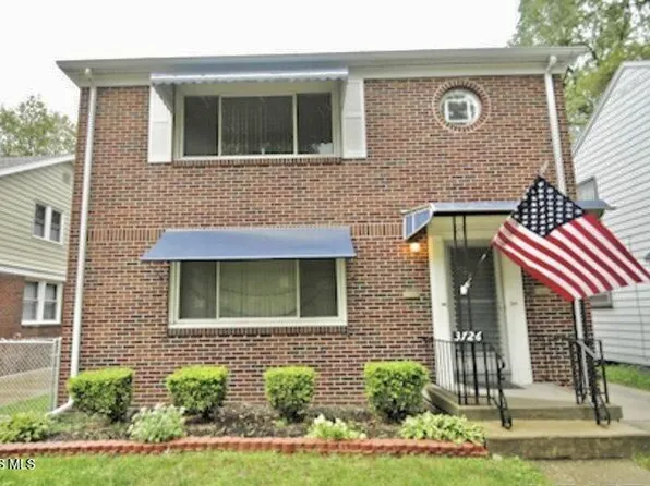 3726 Douglas Rd, Toledo, OH 43613