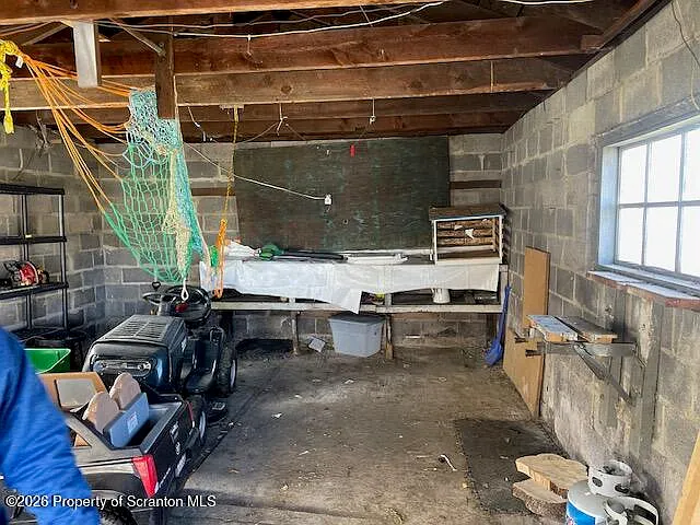 210 Crane St — Photo 17