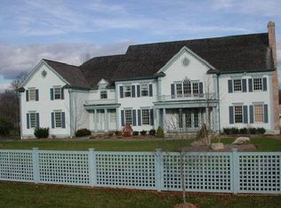 342 Midlock Rd, Fairfield, CT 06430