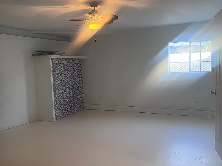 16243 Yucca Ave — Photo 16